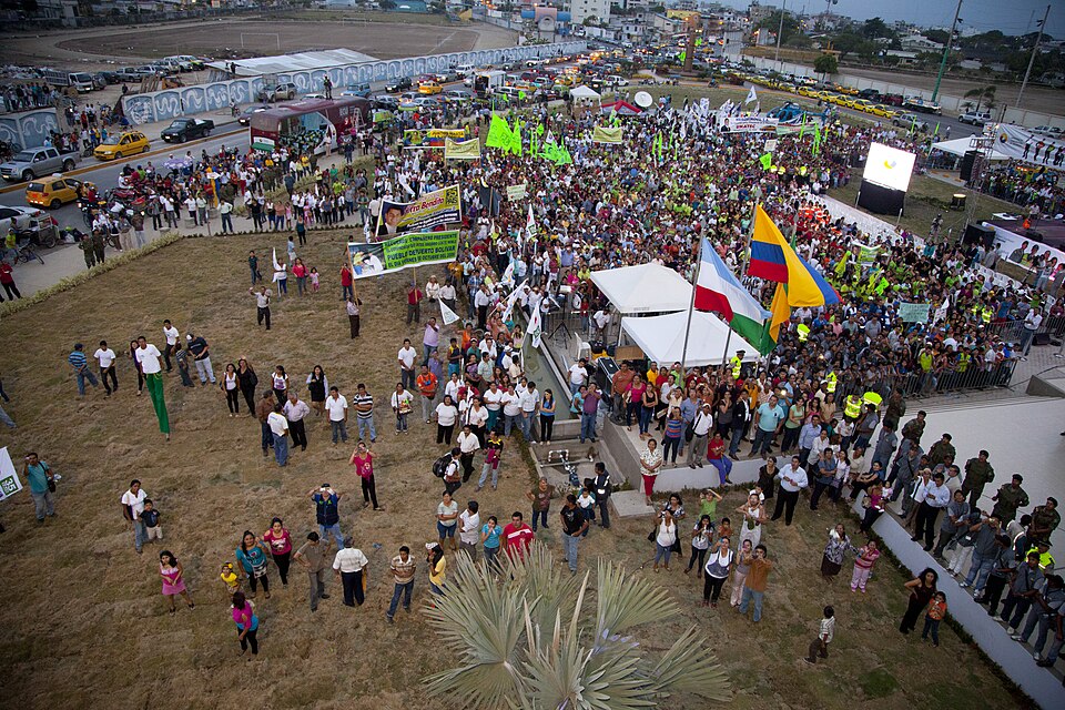 Machala — local market for mobile commerce apps