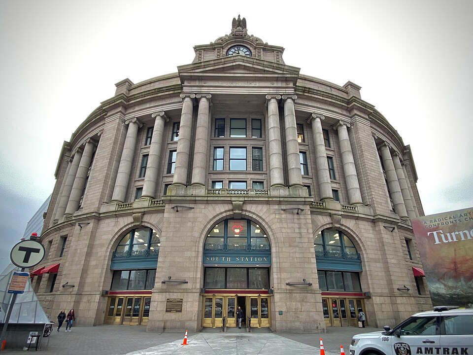 Boston — local market for custom e-commerce platforms