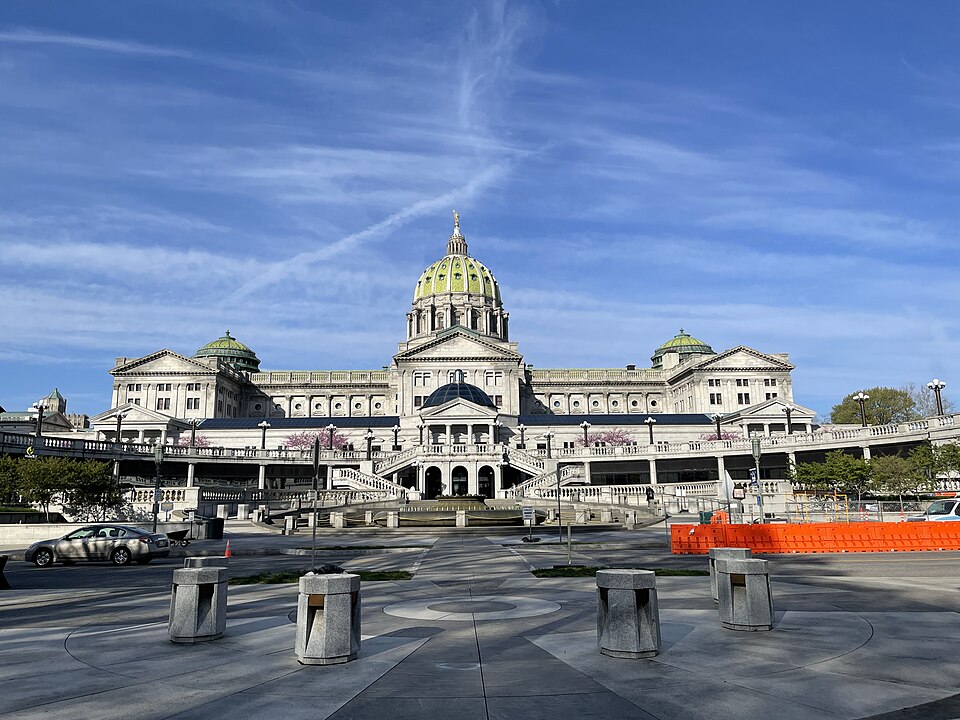 Harrisburg — local market for online stores