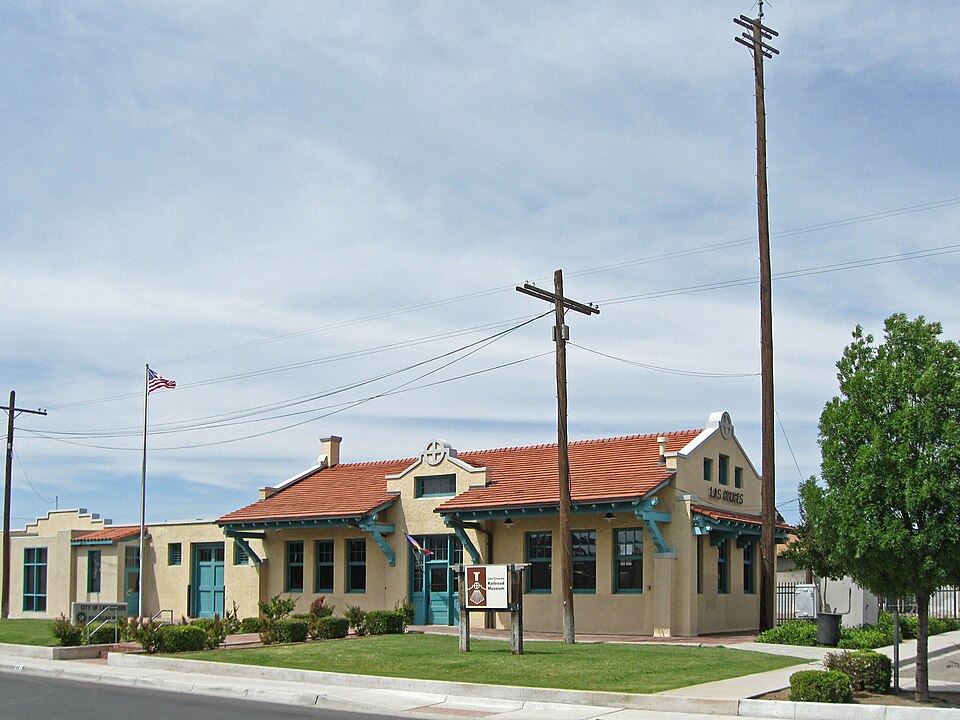 Las Cruces — manufacturer and distributor portals for local businesses