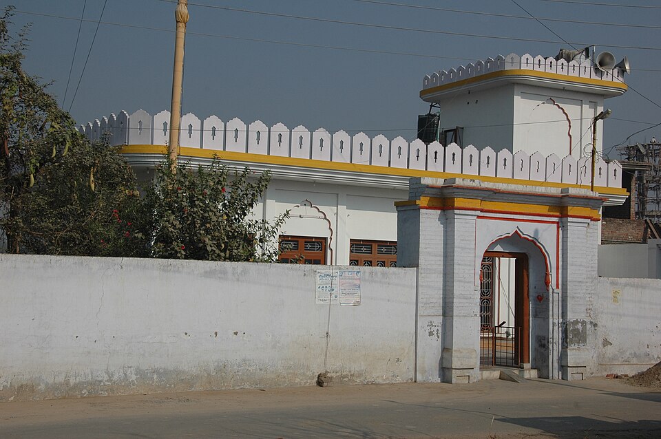 Phagwara — local market for online stores