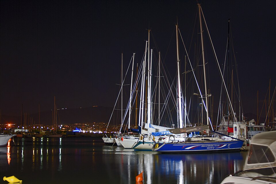 Piraeus — multi-vendor marketplaces for local businesses