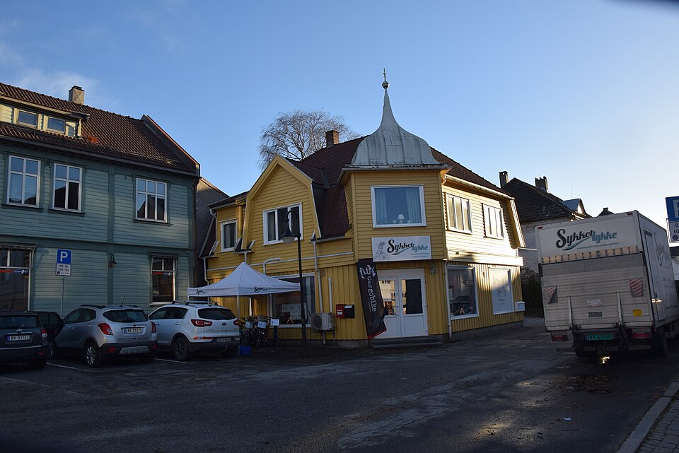 Fredrikstad — custom e-commerce platforms for local businesses