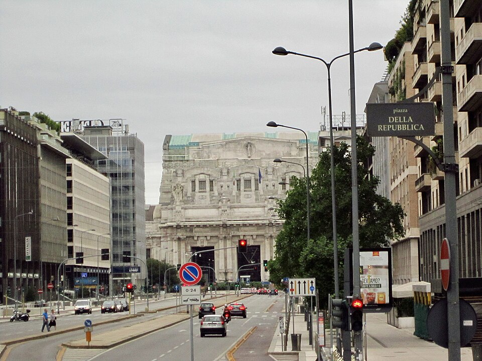 Milan — subscription and membership platforms for local businesses