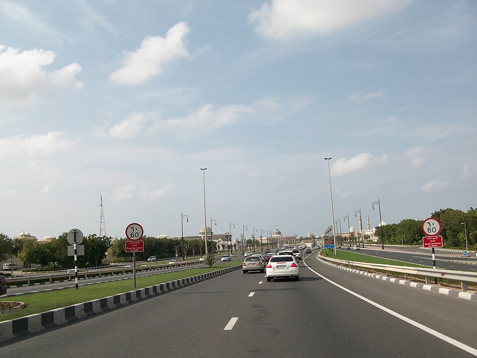 Sharjah — manufacturer and distributor portals for local businesses