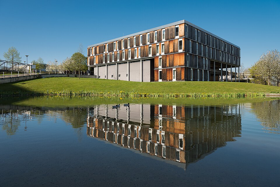 Stuttgart — manufacturer and distributor portals for local businesses