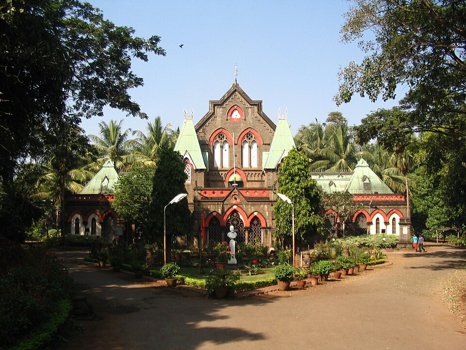 Kolhapur — manufacturer and distributor portals for local businesses