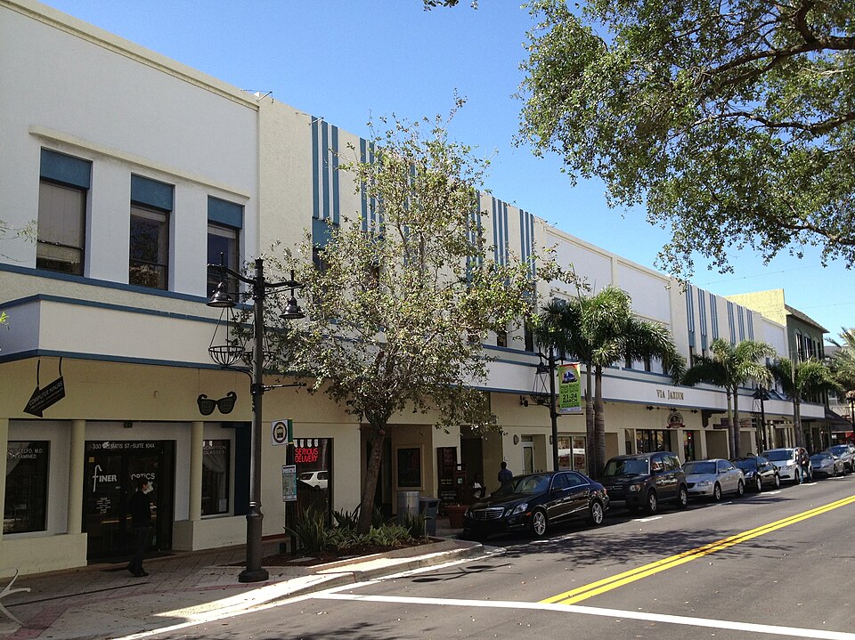 West Palm Beach — local market for subscription and membership platforms