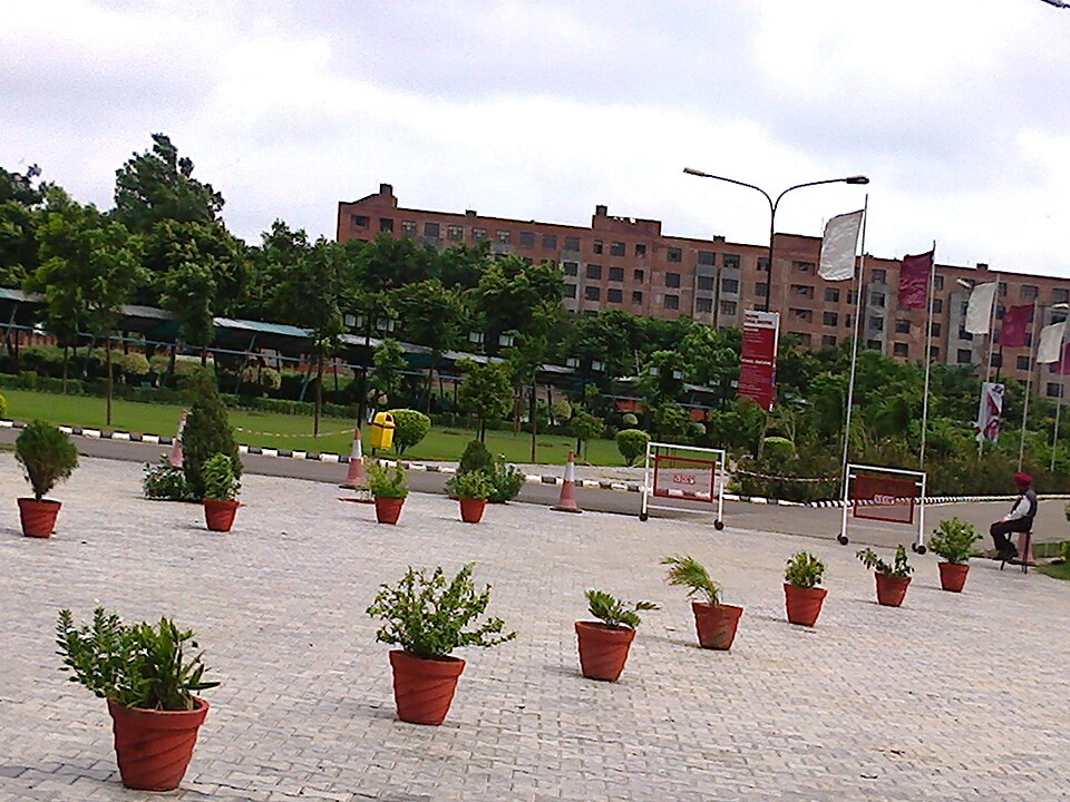 Kapurthala — manufacturer and distributor portals for local businesses