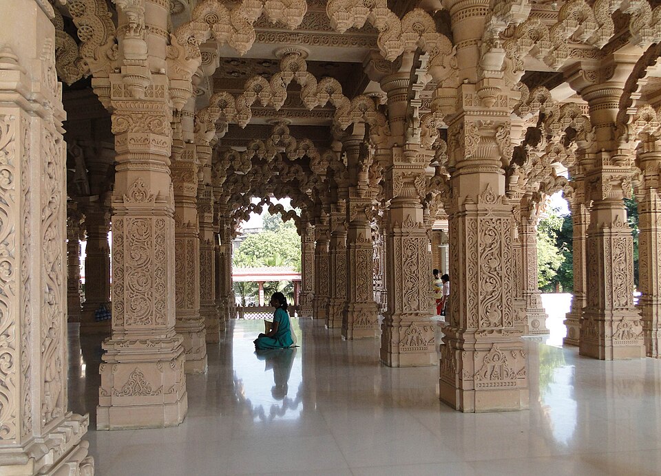 Bhavnagar — local market for international and multi-region stores