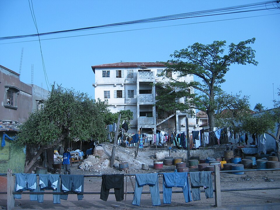 Banjul — local market for manufacturer and distributor portals