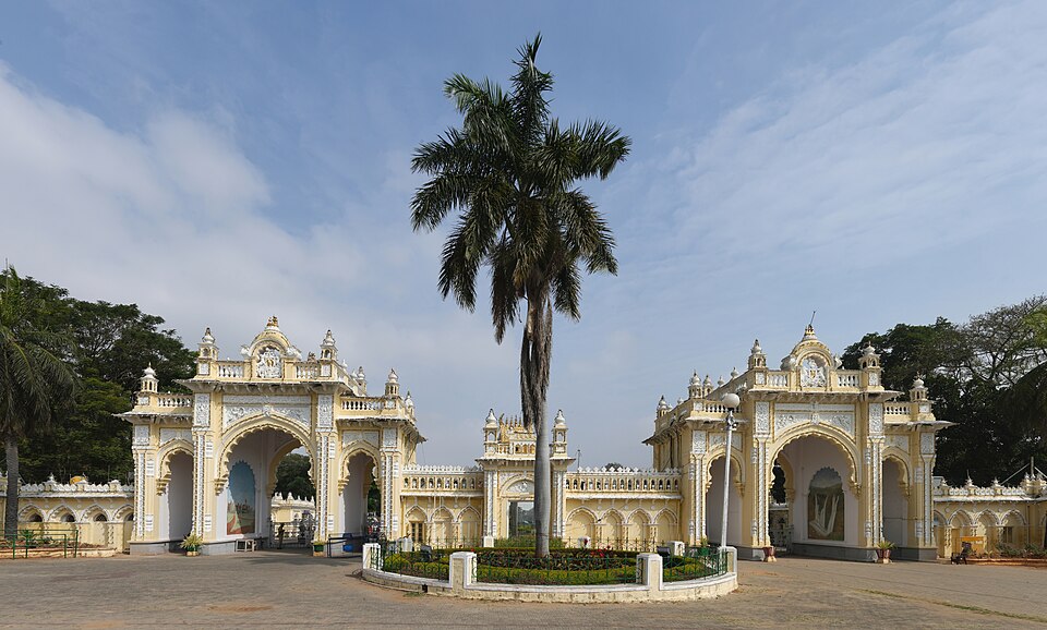 Mysuru — local market for service booking platforms