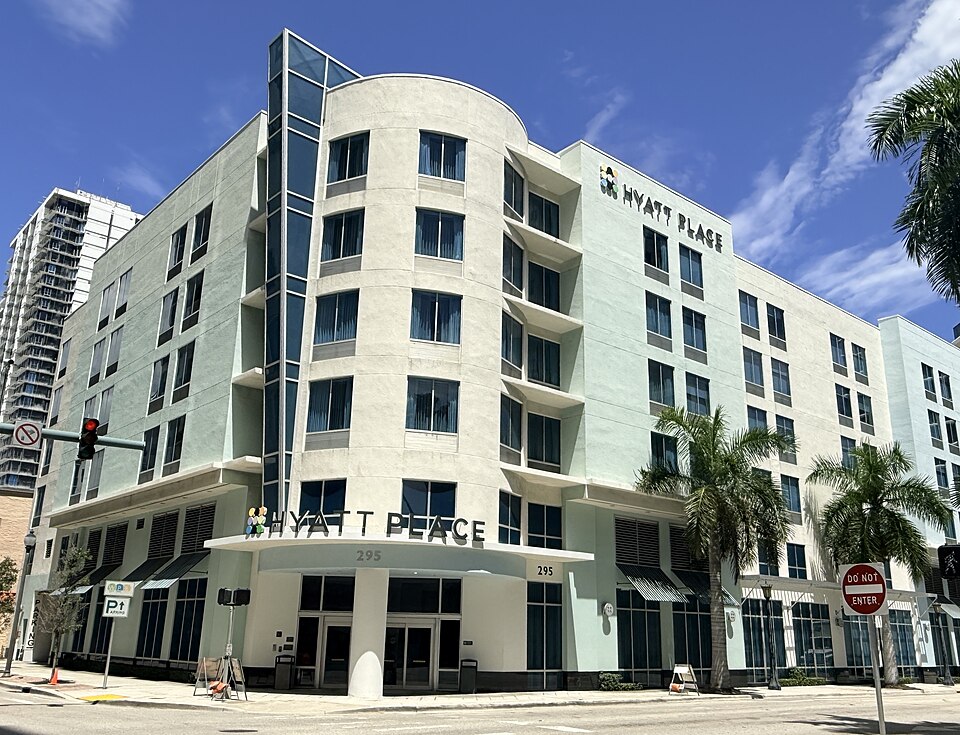 West Palm Beach — mobile commerce apps for local businesses