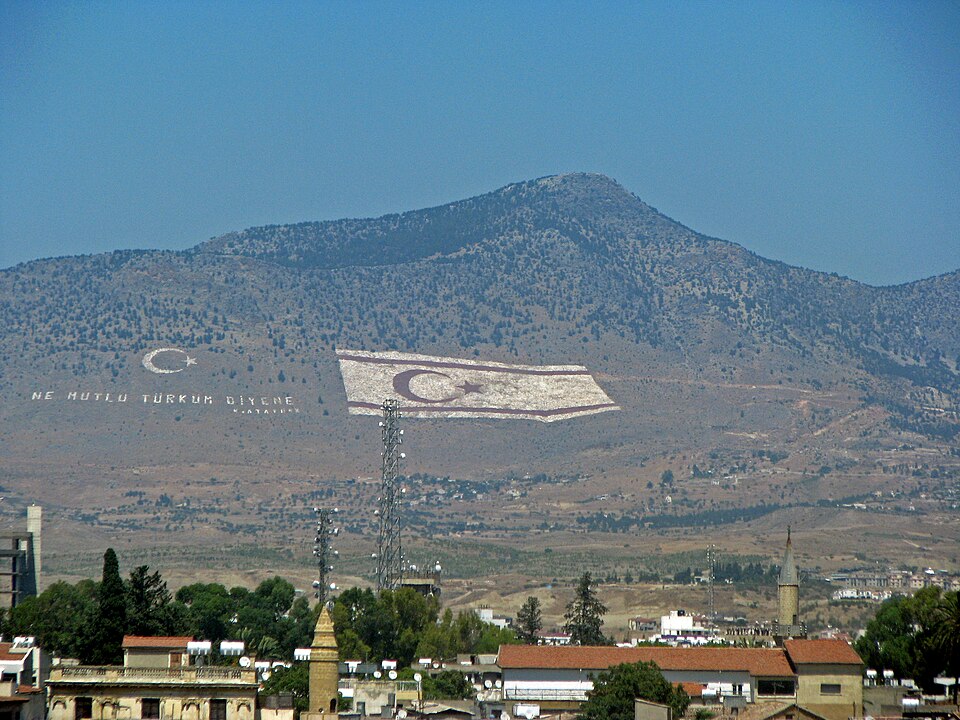 Cyprus — manufacturer and distributor portals for local businesses