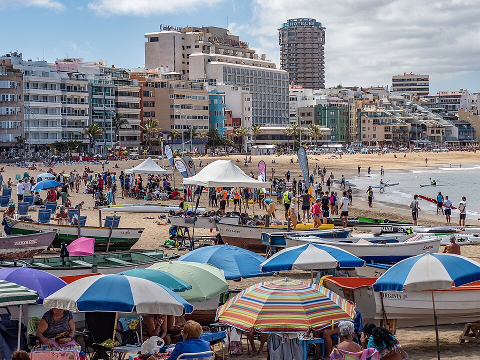 Las Palmas de Gran Canaria — local market for online stores