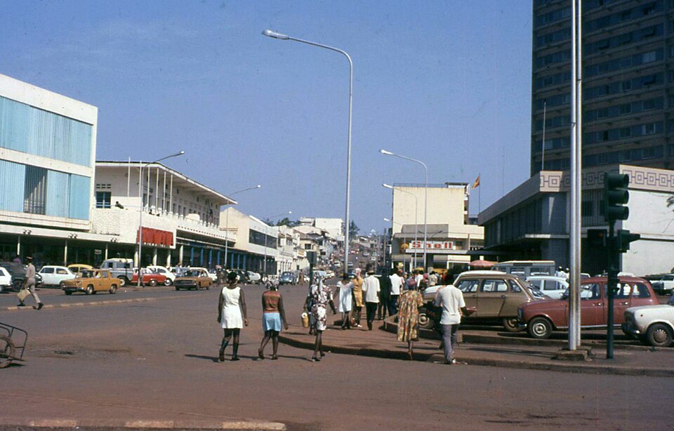 Yaoundé — B2B and wholesale portals for local businesses