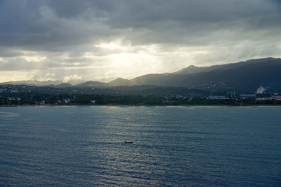 Montego Bay — multi-vendor marketplaces for local businesses