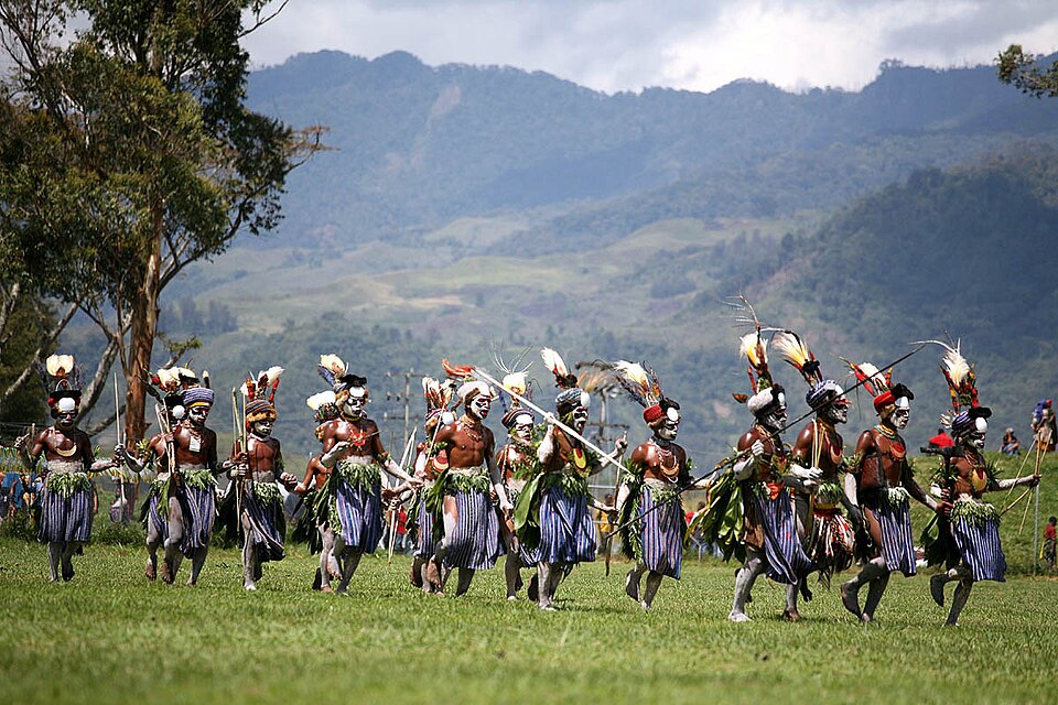 Mount Hagen — local market for online stores