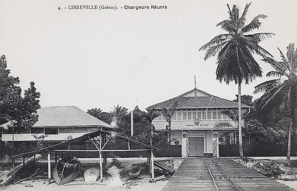 Libreville — B2B and wholesale portals for local businesses