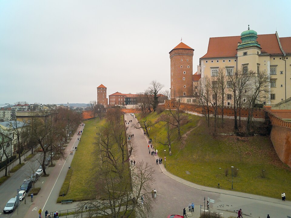 Poland — multi-vendor marketplaces for local businesses