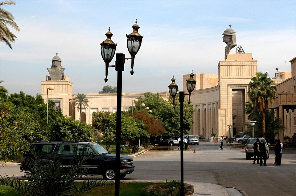 Baghdad — B2B and wholesale portals for local businesses