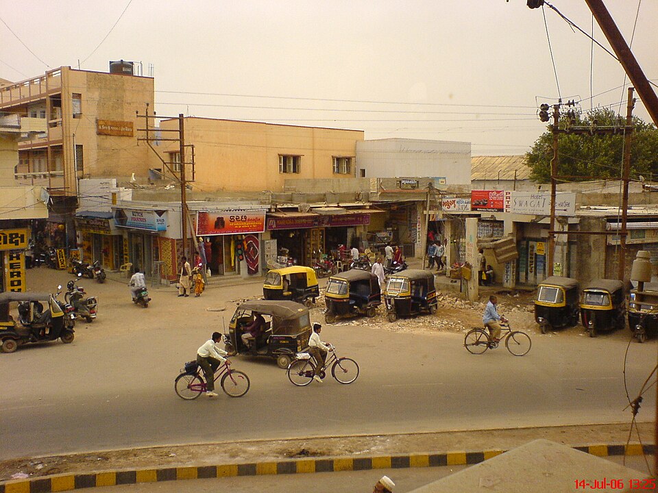 Bhuj — subscription and membership platforms for local businesses