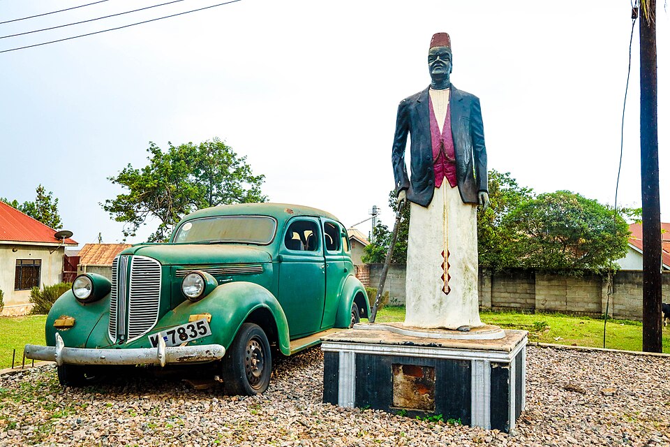 Uganda — manufacturer and distributor portals for local businesses