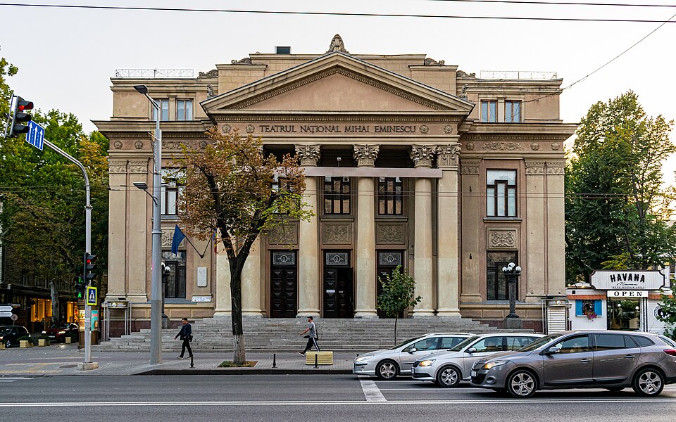 Chișinău — local market for B2B and wholesale portals