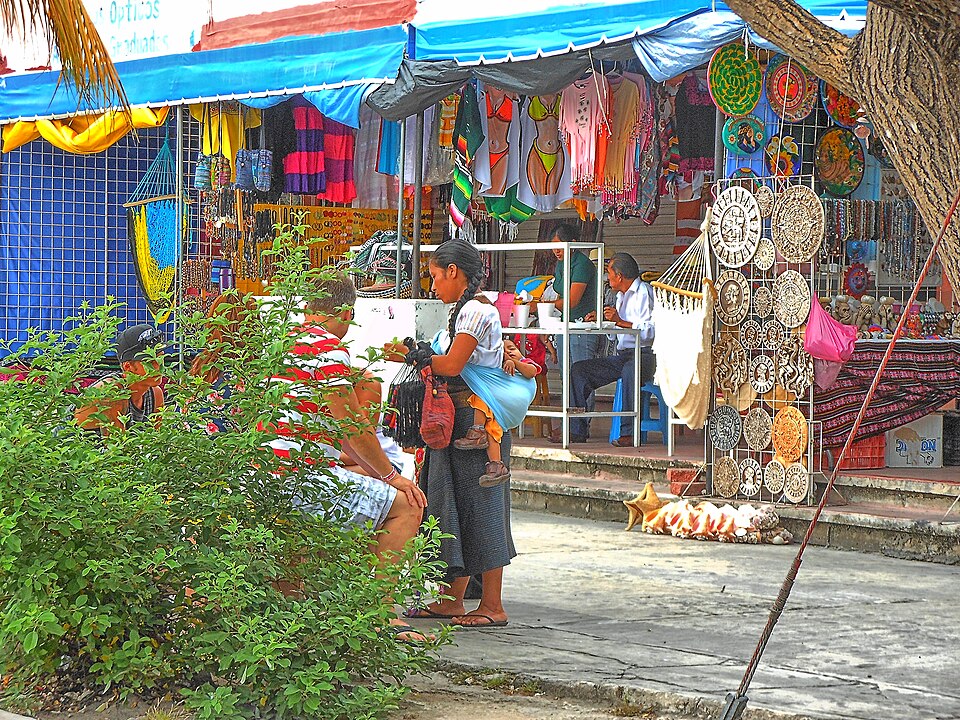 Cancún — custom e-commerce platforms for local businesses