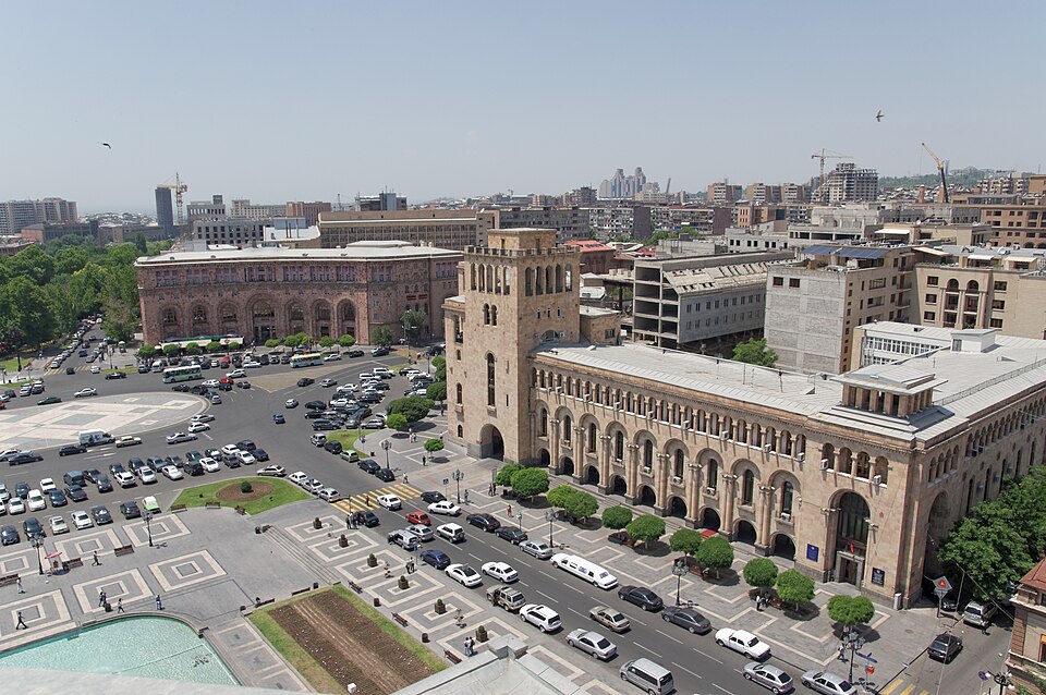 Gyumri — manufacturer and distributor portals for local businesses