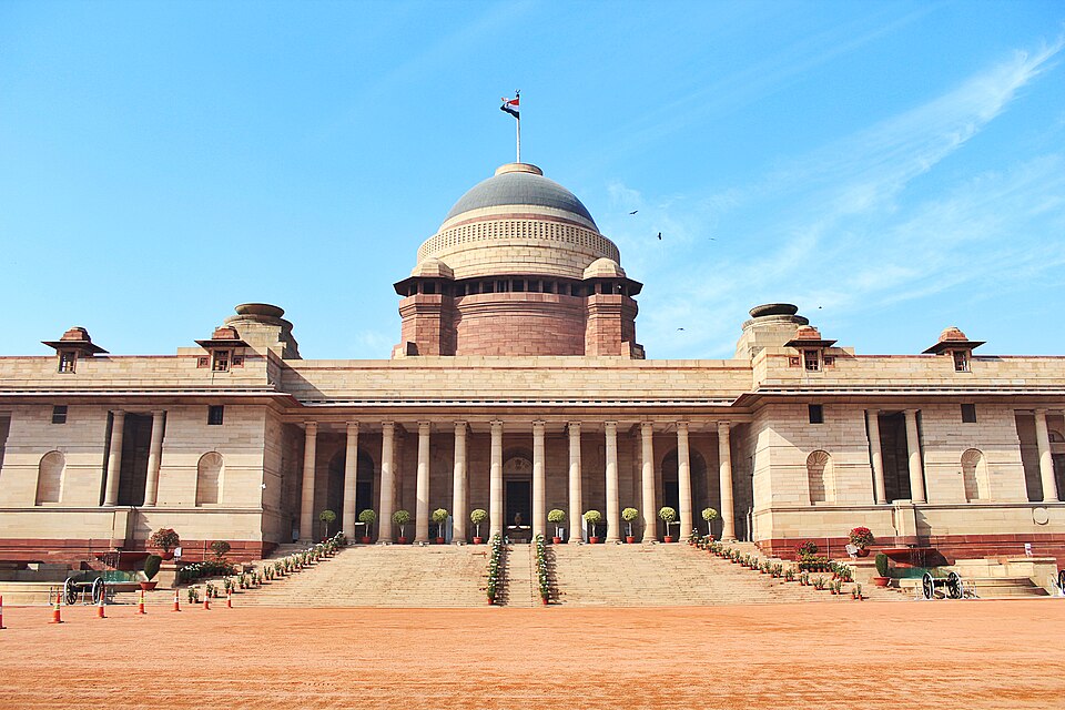 New Delhi — local market for online stores