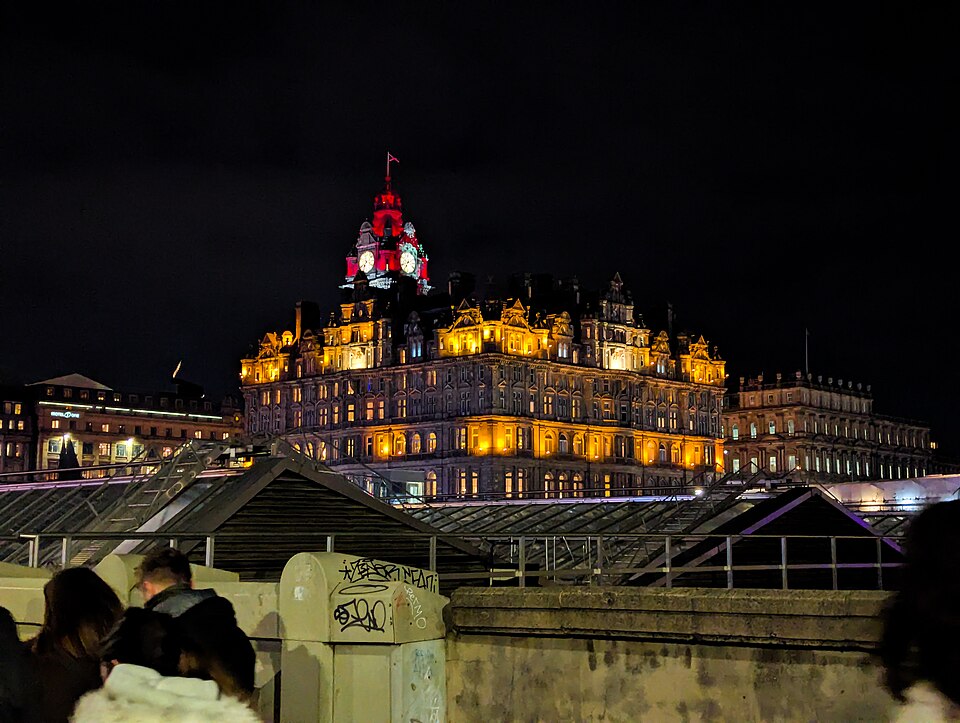 Edinburgh — service booking platforms for local businesses
