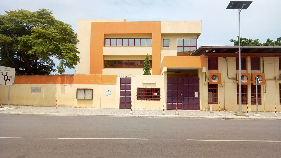 Cotonou — manufacturer and distributor portals for local businesses