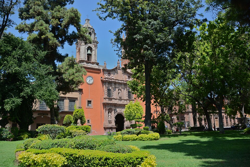 San Luis Potosí — local market for multi-vendor marketplaces