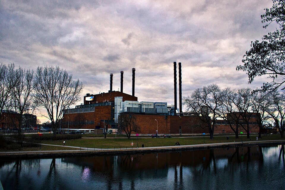 Linköping — international and multi-region stores for local businesses